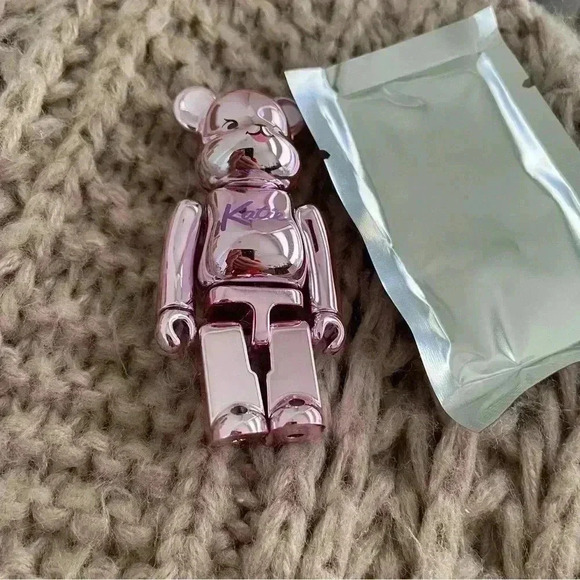 Value Bearbrick Series 47 Katie - Picture 4 of 6